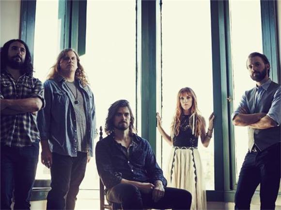 Interview with The Lonely Wild