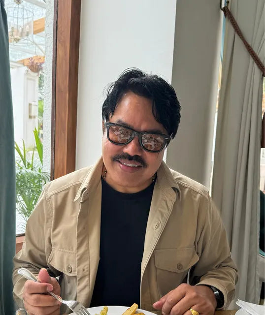 Ananda Karki featured in a blog about vinyl records and discography