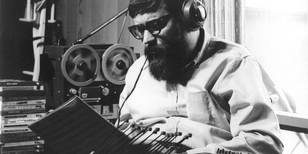 Ernest Hood Takes Us ‘Back to the Woodlands’