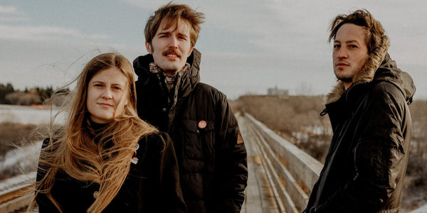 Marlon Williams And Kacy & Clayton On Their ‘Plastic Bouquet’