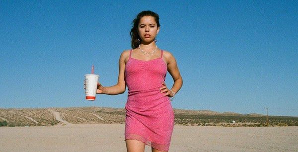 The Full-Body Experience Of Nilüfer Yanya’s ‘Miss Universe’