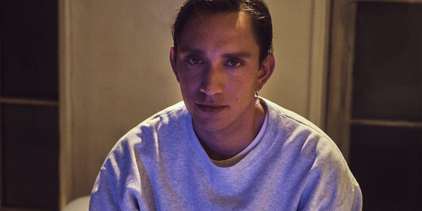 Oliver Sim Wants the Truth, In All Its Horror